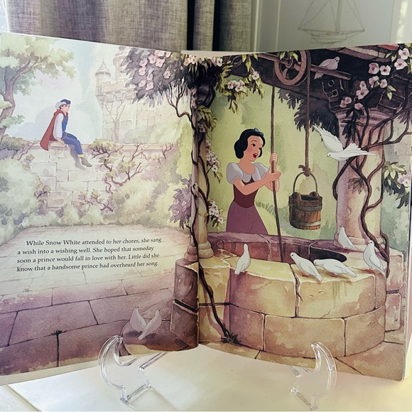 Disney Princess Snow White & the Seven Dwarfs Paperback Storybook Picture Book - Picture 4 of 16
